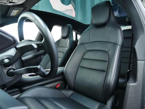 2024 Porsche Taycan 4S