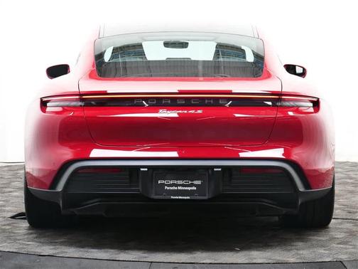 2024 Porsche Taycan 4S