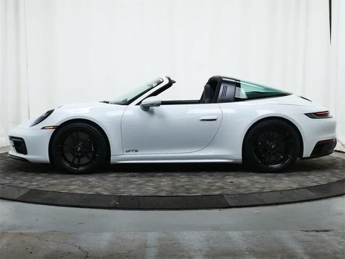 2023 Porsche 911 Targa 4 GTS