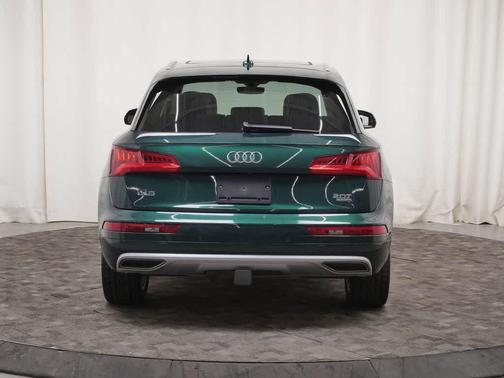 Azores Green Metallic 2018 Audi Q5 2.0T Premium Plus