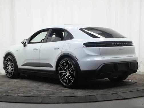 2024 Porsche Macan Macan Electric 4