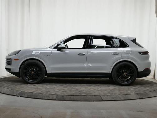 2025 Porsche Cayenne Cayenne E-Hybrid