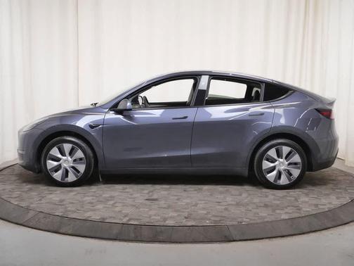 Silver 2023 Tesla Model Y Long Range Dual Motor All-Wheel Drive