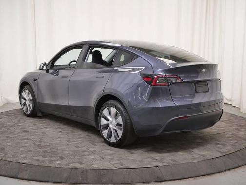 Silver 2023 Tesla Model Y Long Range Dual Motor All-Wheel Drive