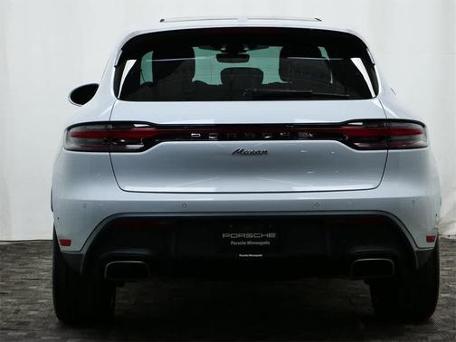 2023 Porsche Macan T