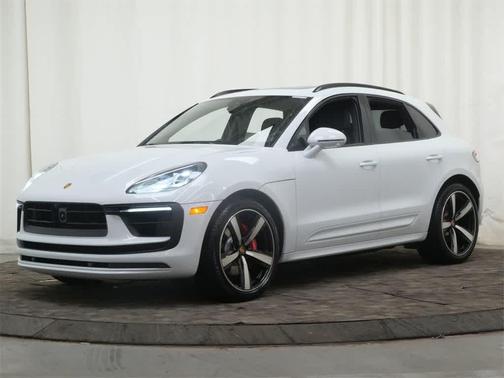 2026 Porsche Macan S