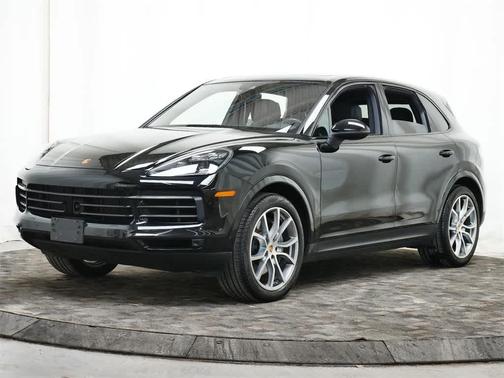 2023 Porsche Cayenne S