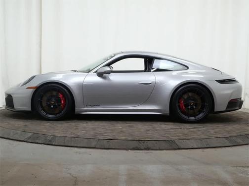 2026 Porsche 911 Carrera GTS