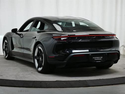 2025 Porsche Taycan 4S