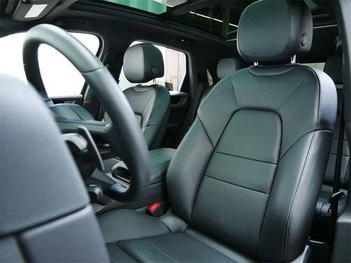 2025 Porsche Cayenne Cayenne