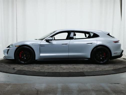 2023 Porsche Taycan GTS