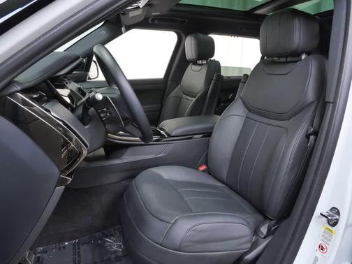 2024 Land Rover Range Rover Sport SE