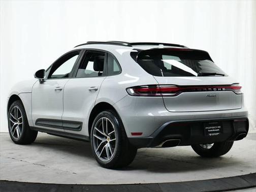 2024 Porsche Macan Base