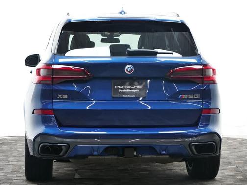 2023 BMW X5 M50i