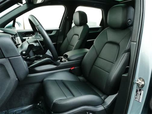 2024 Porsche Cayenne Cayenne