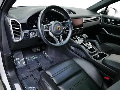 2021 Porsche Cayenne Coupe AWD