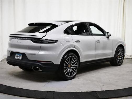 2021 Porsche Cayenne Coupe AWD