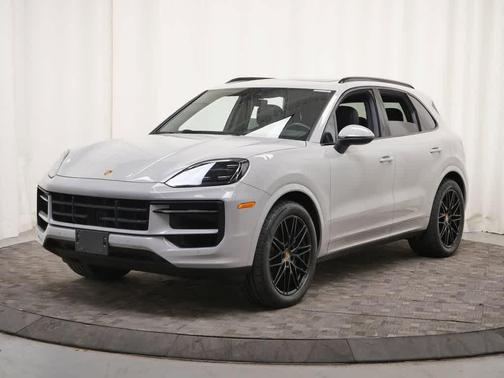 Gray 2024 Porsche Cayenne Cayenne