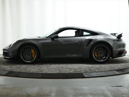 2022 Porsche 911 Turbo S