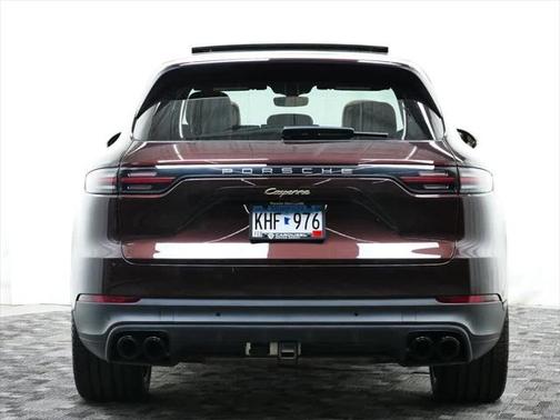 2023 Porsche Cayenne E-Hybrid S