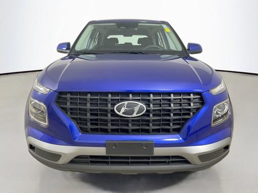 2023 Hyundai VENUE SE