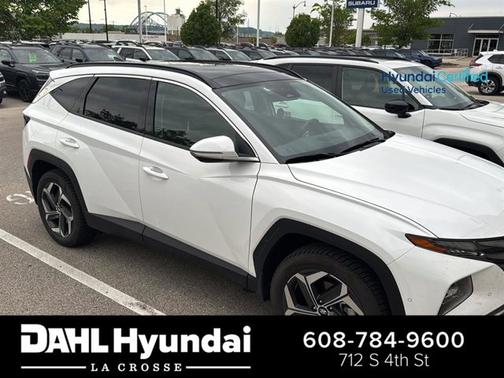 White 2024 Hyundai TUCSON Limited