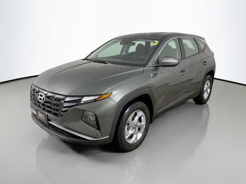 2023 Hyundai TUCSON SE