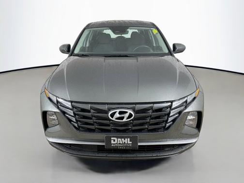 2023 Hyundai TUCSON SE