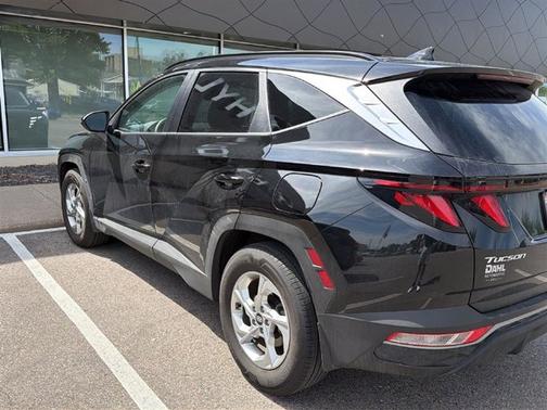 Black 2024 Hyundai TUCSON SEL