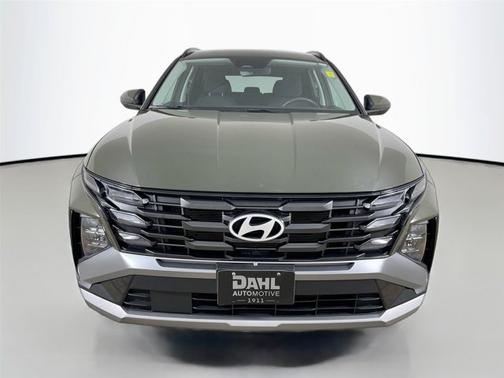 Green 2025 Hyundai TUCSON SEL