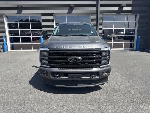 Carbonized Gray Metallic 2024 Ford F-250 Lariat
