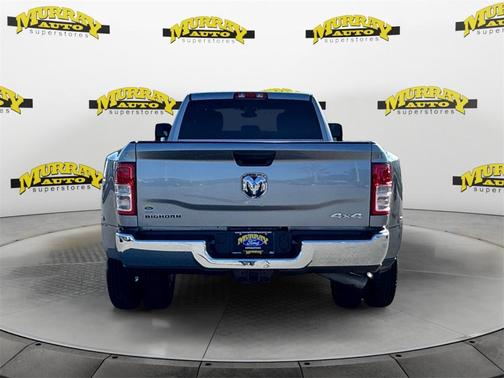 2024 RAM 3500 Big Horn Crew Cab 4x4 8' Box