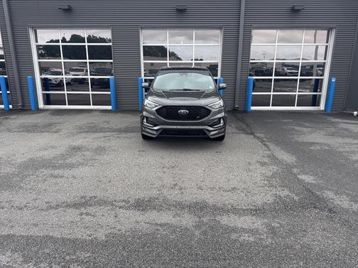 2019 Ford Edge ST
