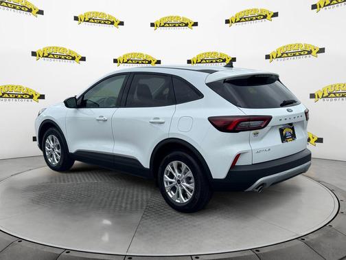 oxford white 2026 Ford Escape Active
