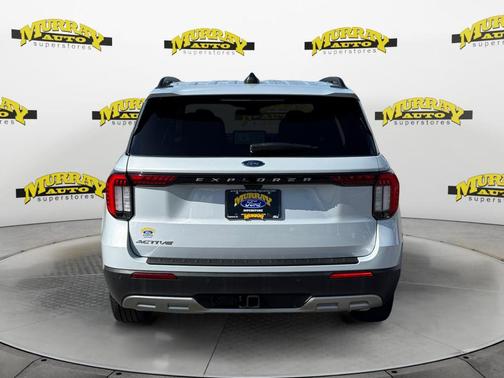 Space White Metallic 2025 Ford Explorer Active