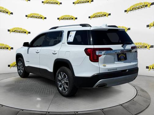 2023 GMC Acadia AWD SLT