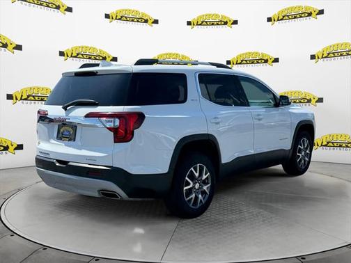 2023 GMC Acadia AWD SLT