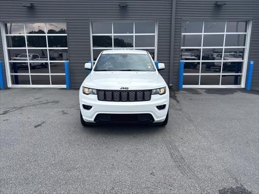 2021 Jeep Grand Cherokee Laredo