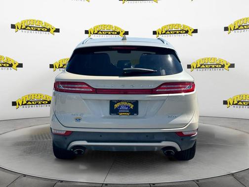 Ivory Pearl 2018 Lincoln MKC Premiere