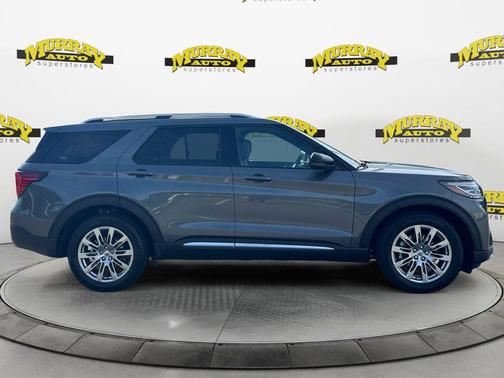 Carbonized Gray Metallic 2026 Ford Explorer Platinum