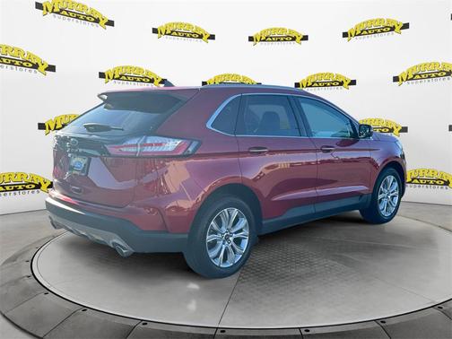 2021 Ford Edge Titanium