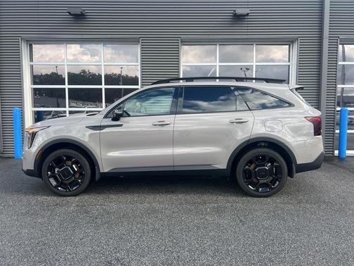 2025 Kia Sorento SX