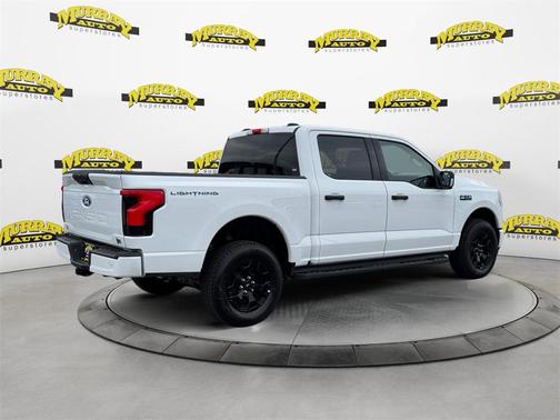 2025 Ford F-150 Lightning XLT