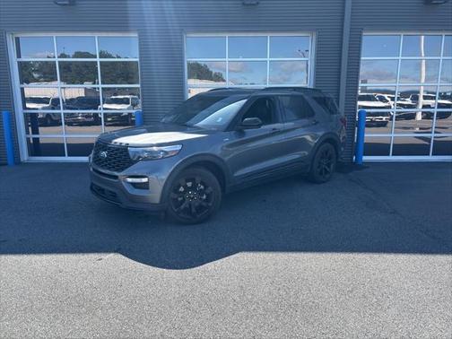 2022 Ford Explorer ST-Line