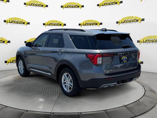Carbonized Gray Metallic 2025 Ford Explorer Active