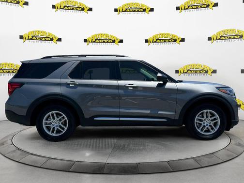 Carbonized Gray Metallic 2025 Ford Explorer Active