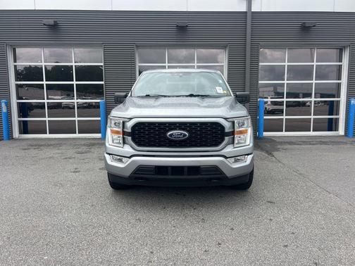 Iconic Silver Metallic 2022 Ford F-150 XL