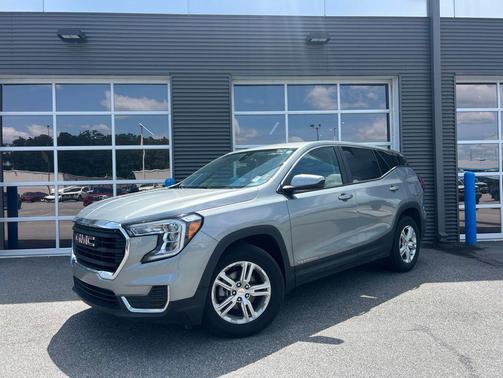 Sterling Metallic 2024 GMC Terrain SLE