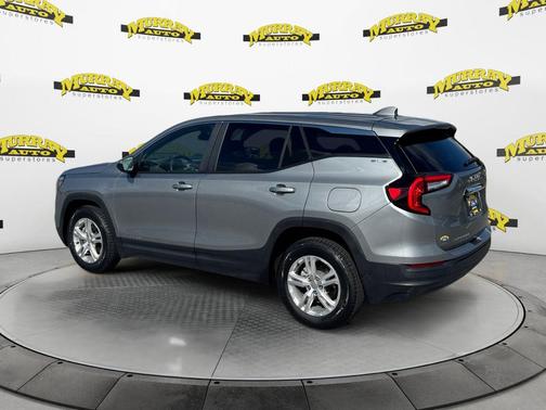 Sterling Metallic 2024 GMC Terrain SLE