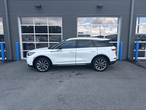 2021 Lincoln Corsair Standard